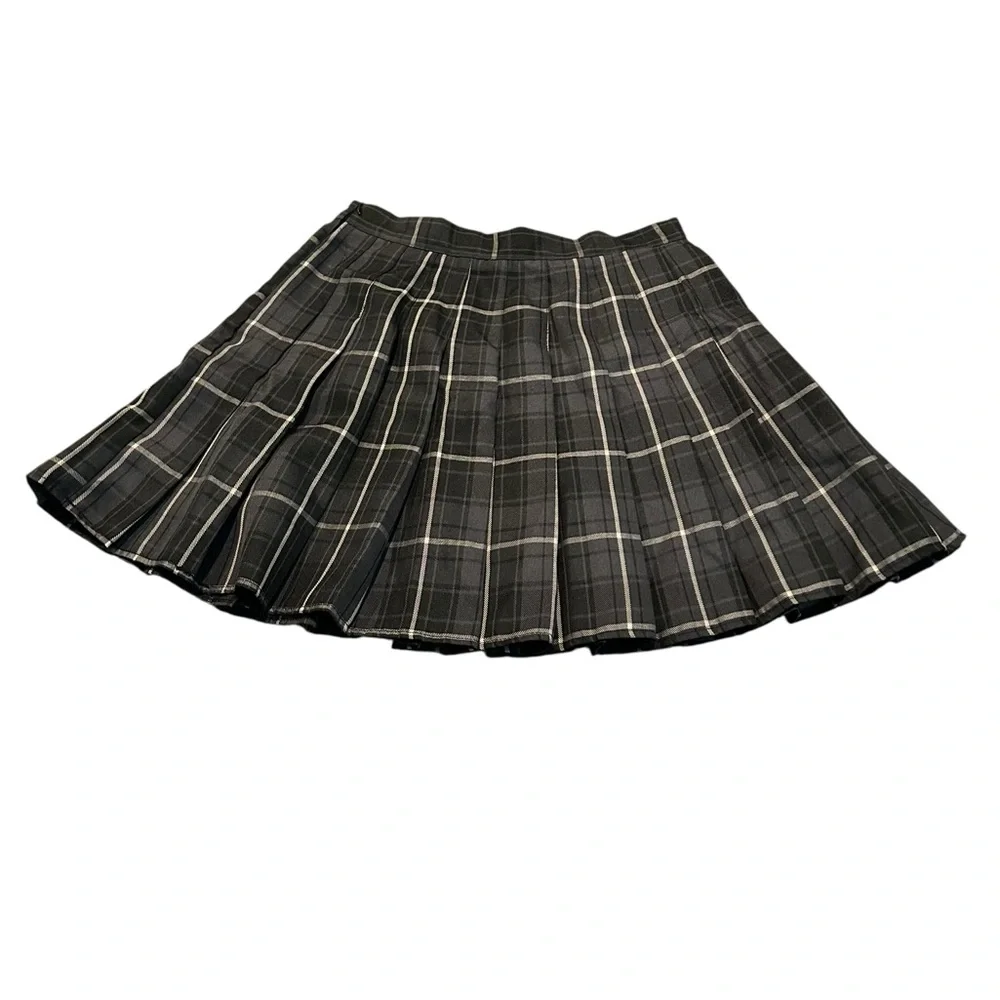 Plaid Black Skirt - Picture 4 of 5